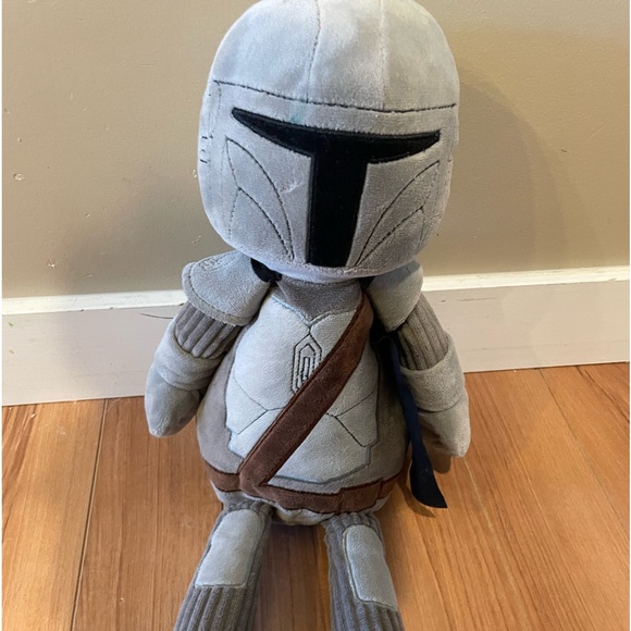 Mandalorian Scentsy buddy with scent pack - Picture 1 of 4